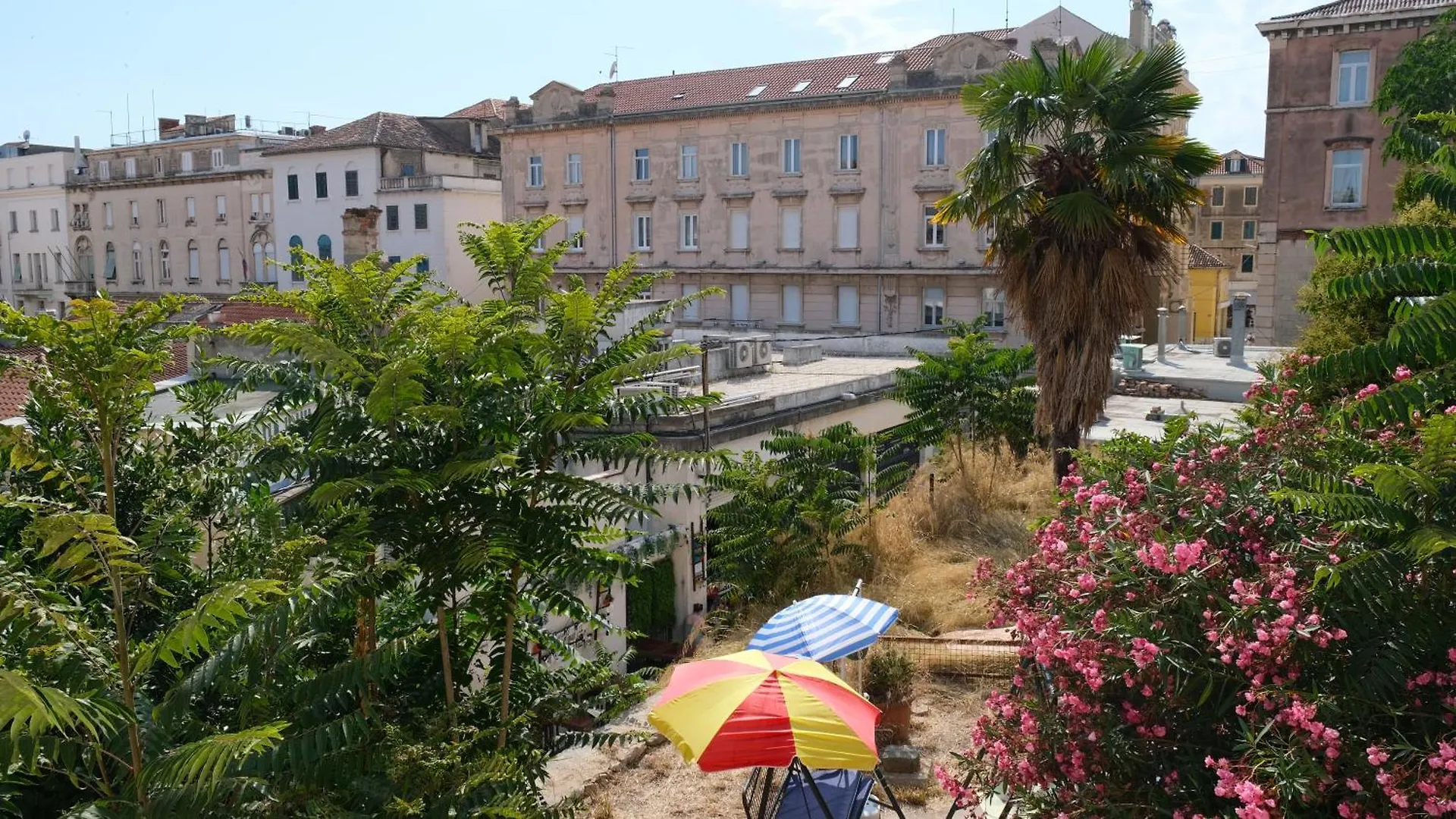 Skalina City Center Studio Apartment Split